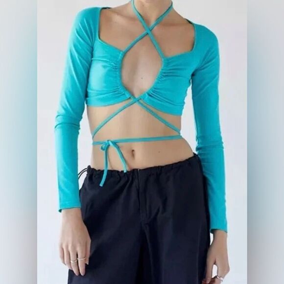 NWT UO Long Sleeve Crop Top Sz Lg - Picture 1 of 5